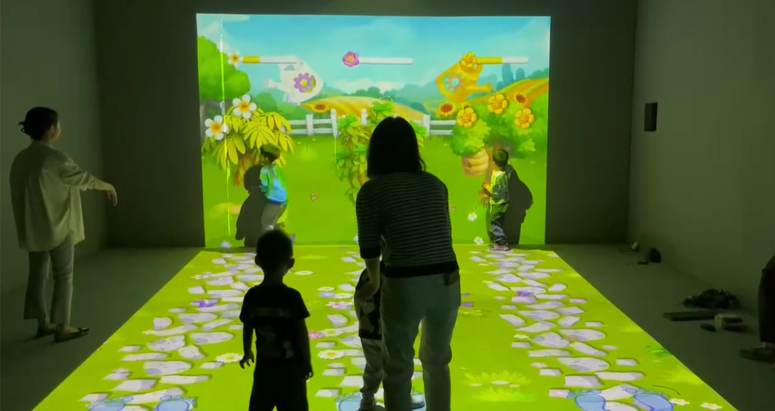 AR Interactive Learning Projection System